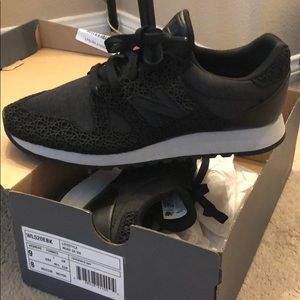 New Balance 530. WL520EBK.